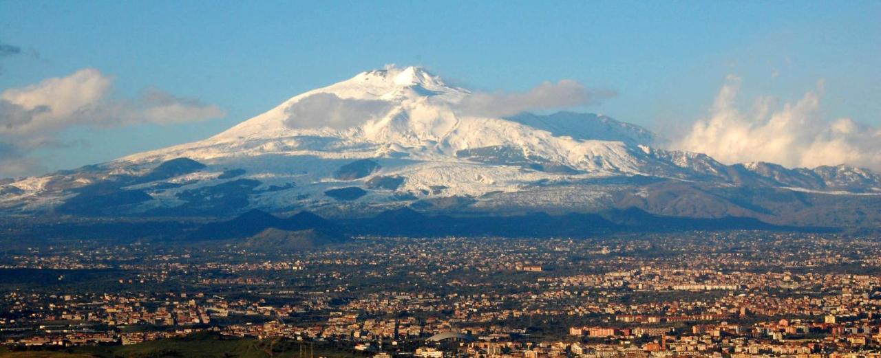 Perla Marina Appartement Mascali Buitenkant foto